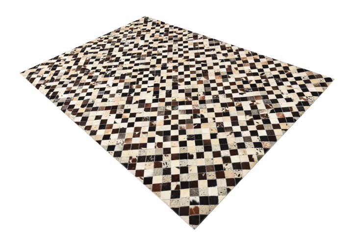 5' 4 x 7' 7 Cowhide Rug