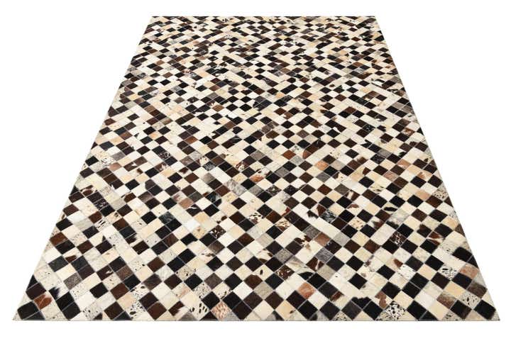 5' 4 x 7' 7 Cowhide Rug