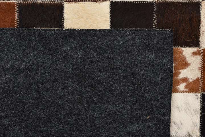 5' x 8' Cowhide Rug