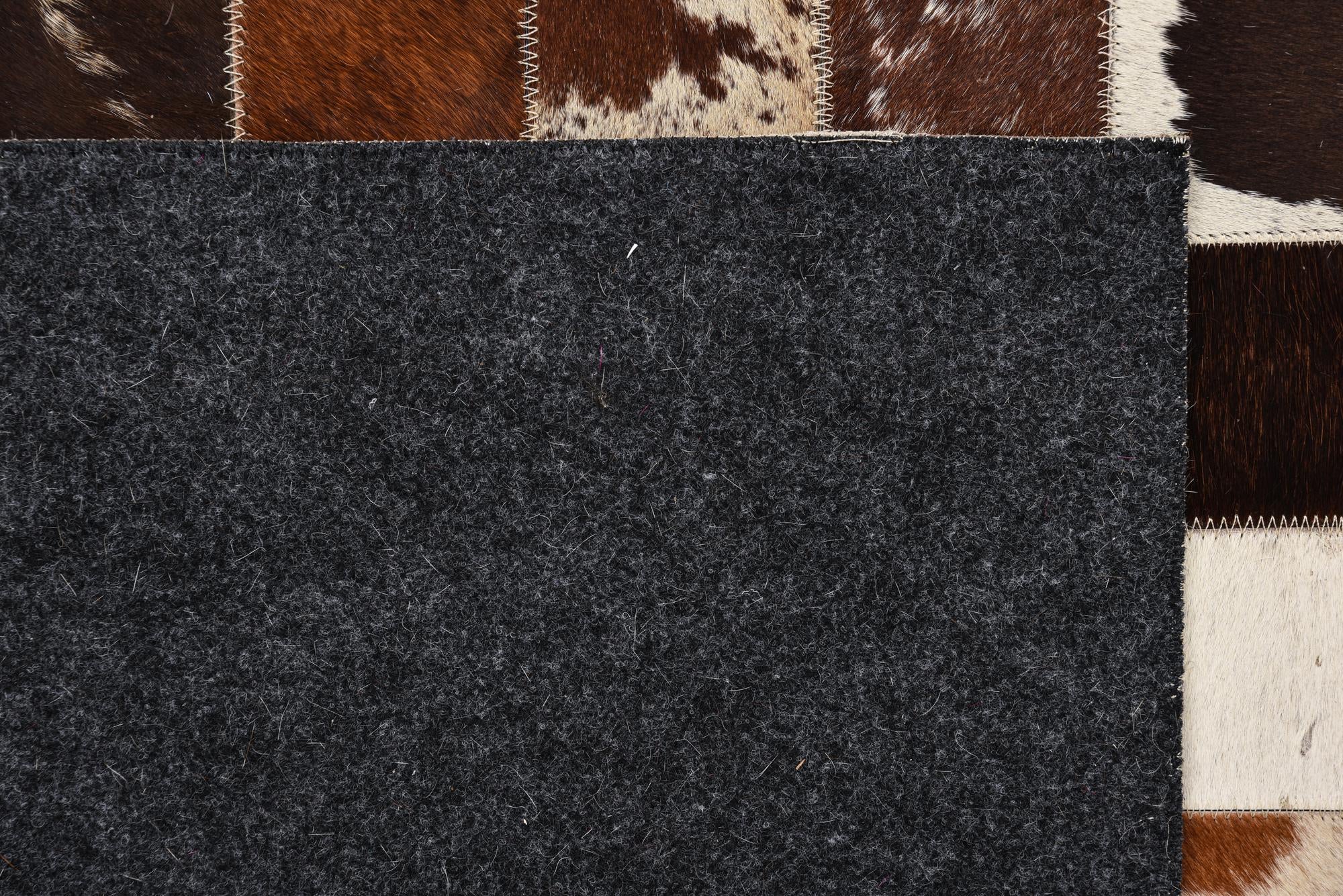 5' 2 x 8' Cowhide Rug