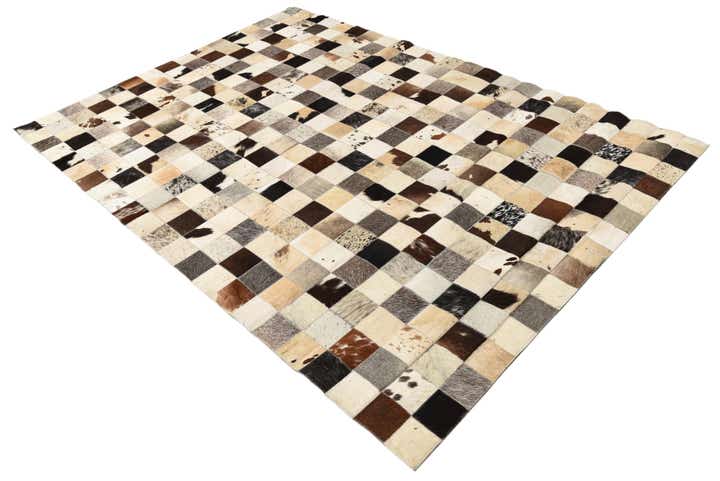 5' 4 x 7' 7 Cowhide Rug