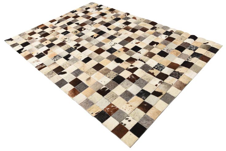 Detail image of 5' 4 x 7' 7 Cowhide Rug