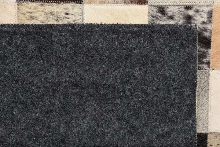 5' 4 x 7' 7 Cowhide Rug