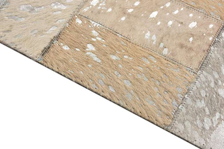 5' 3 x 8' 3 Cowhide Rug