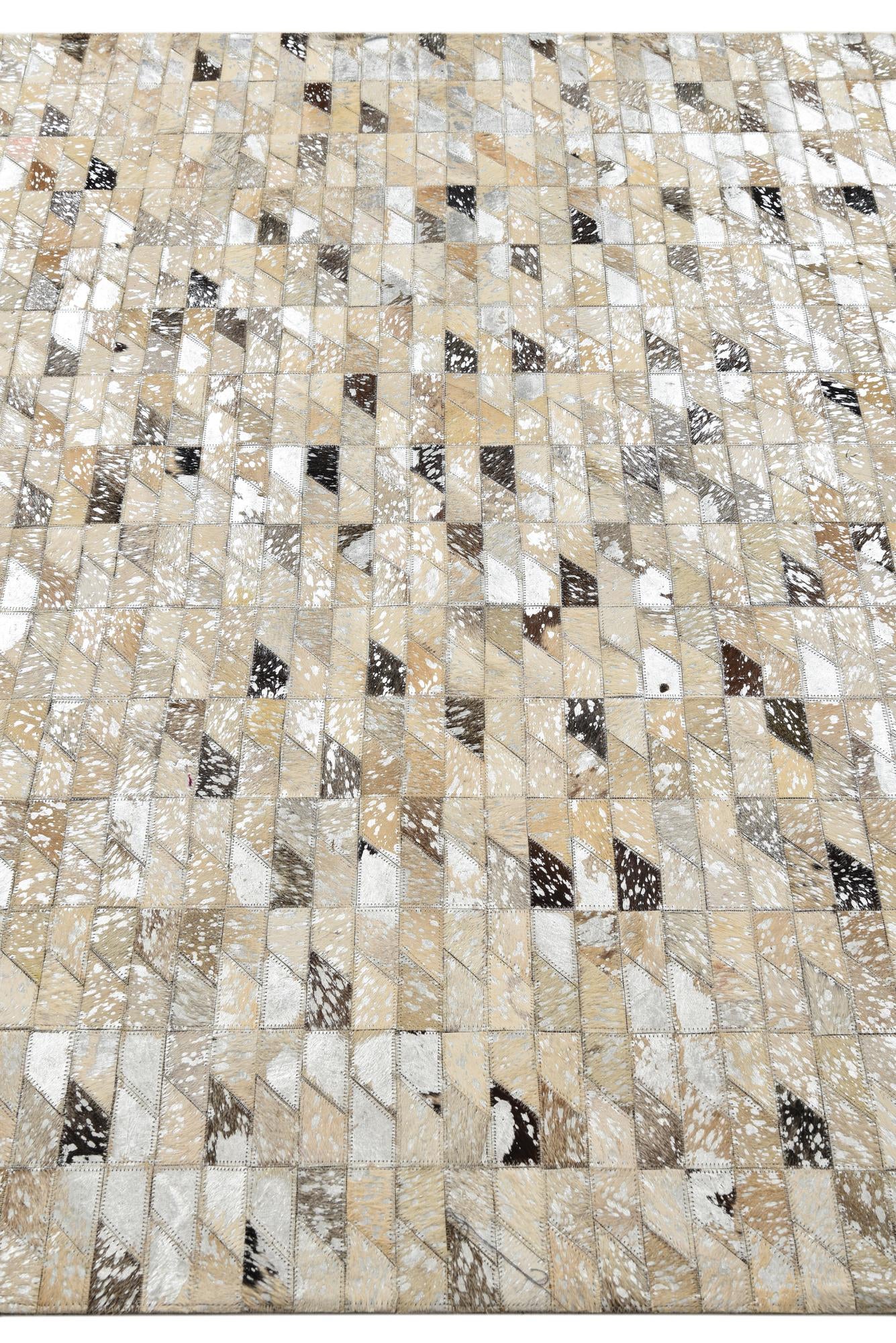 5' 4 x 7' 7 Cowhide Rug