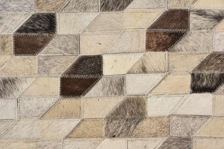 5' 2 x 7' 5 Cowhide Rug