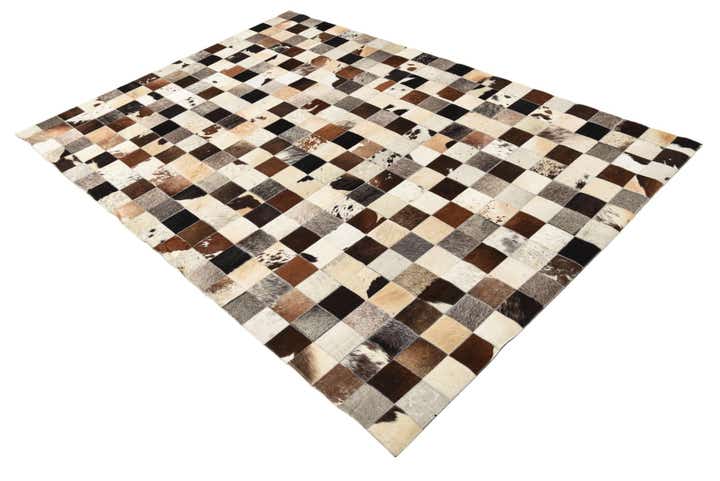 5' 4 x 7' 8 Cowhide Rug