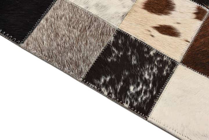 5' 4 x 7' 8 Cowhide Rug