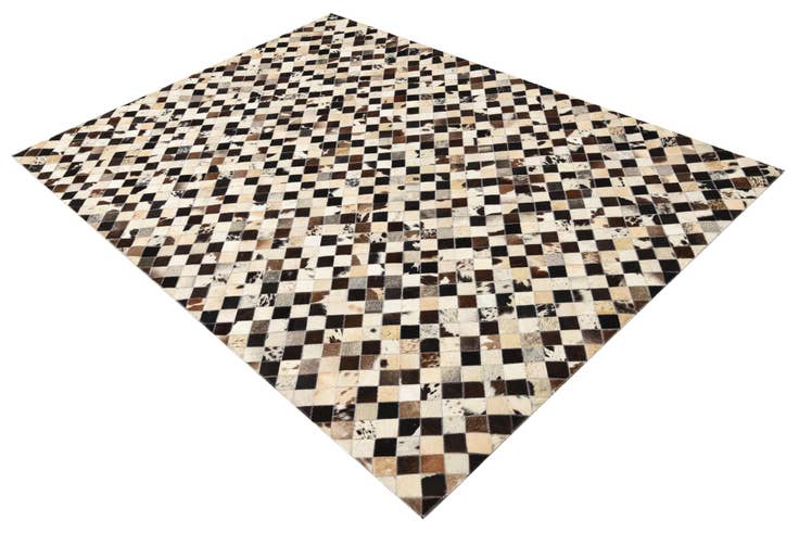 Detail image of 5' 5 x 7' 7 Cowhide Rug
