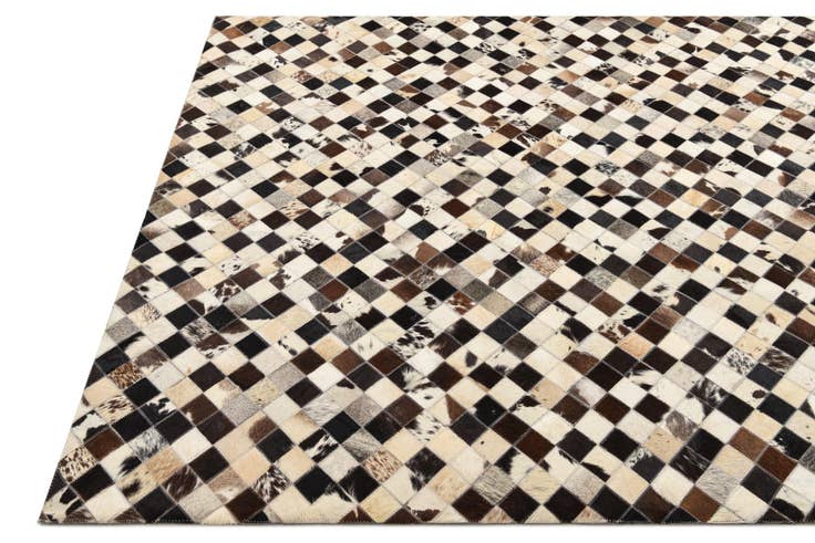 Detail image of 5' 5 x 7' 7 Cowhide Rug