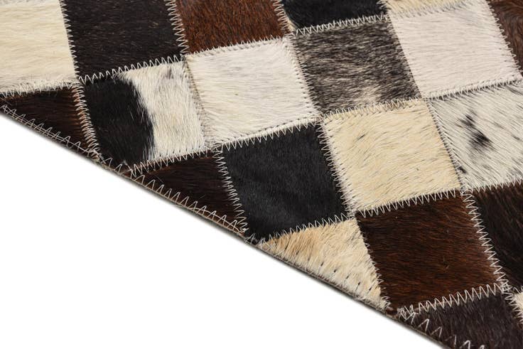 Detail image of 5' 5 x 7' 7 Cowhide Rug