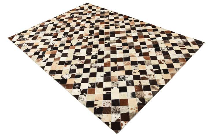 5' 5 x 7' 6 Cowhide Rug