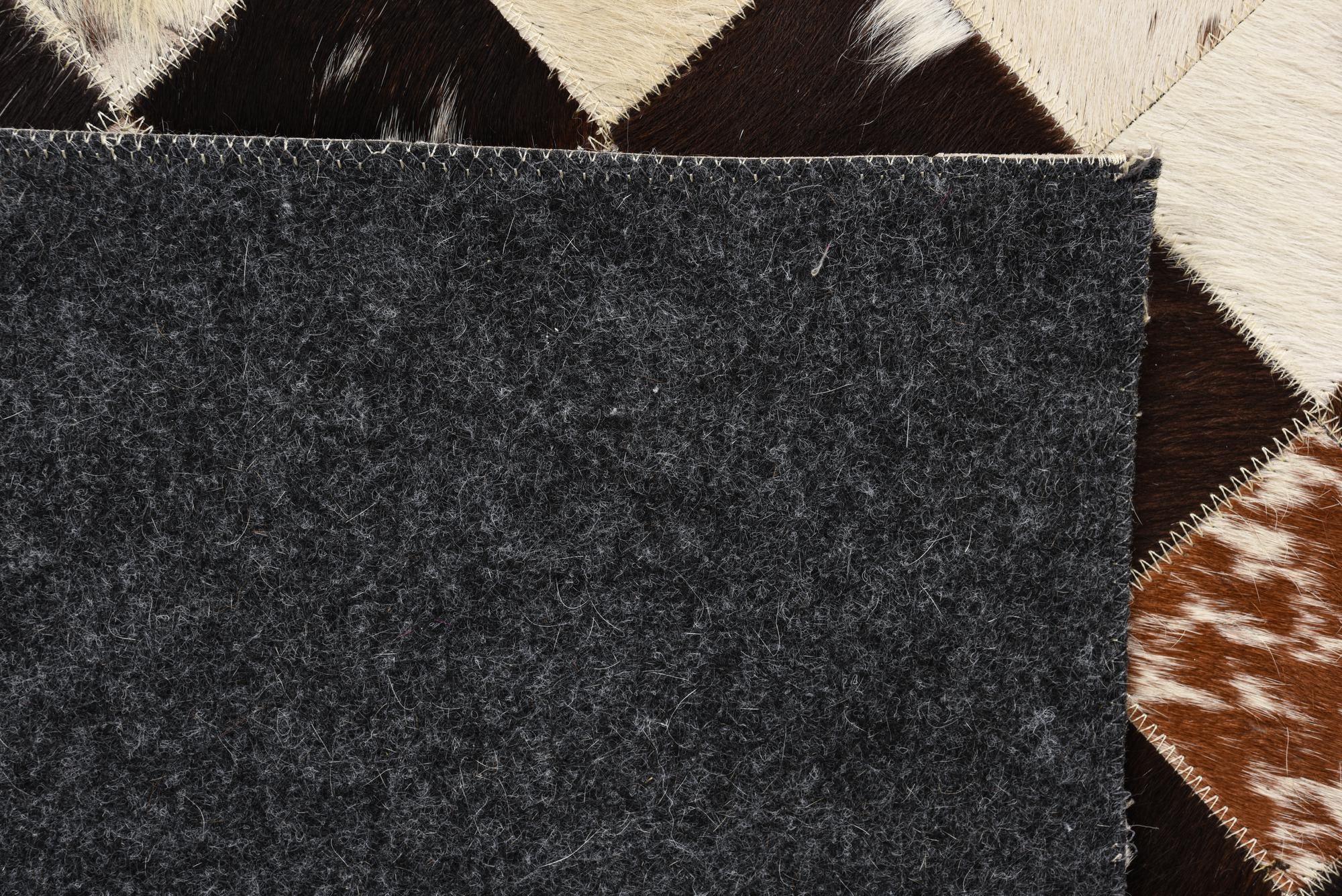 5' 5 x 7' 6 Cowhide Rug