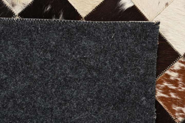 5' 5 x 7' 6 Cowhide Rug