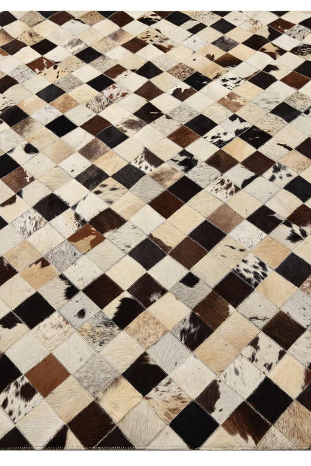 Detail image of 5' 5 x 7' 6 Cowhide Rug