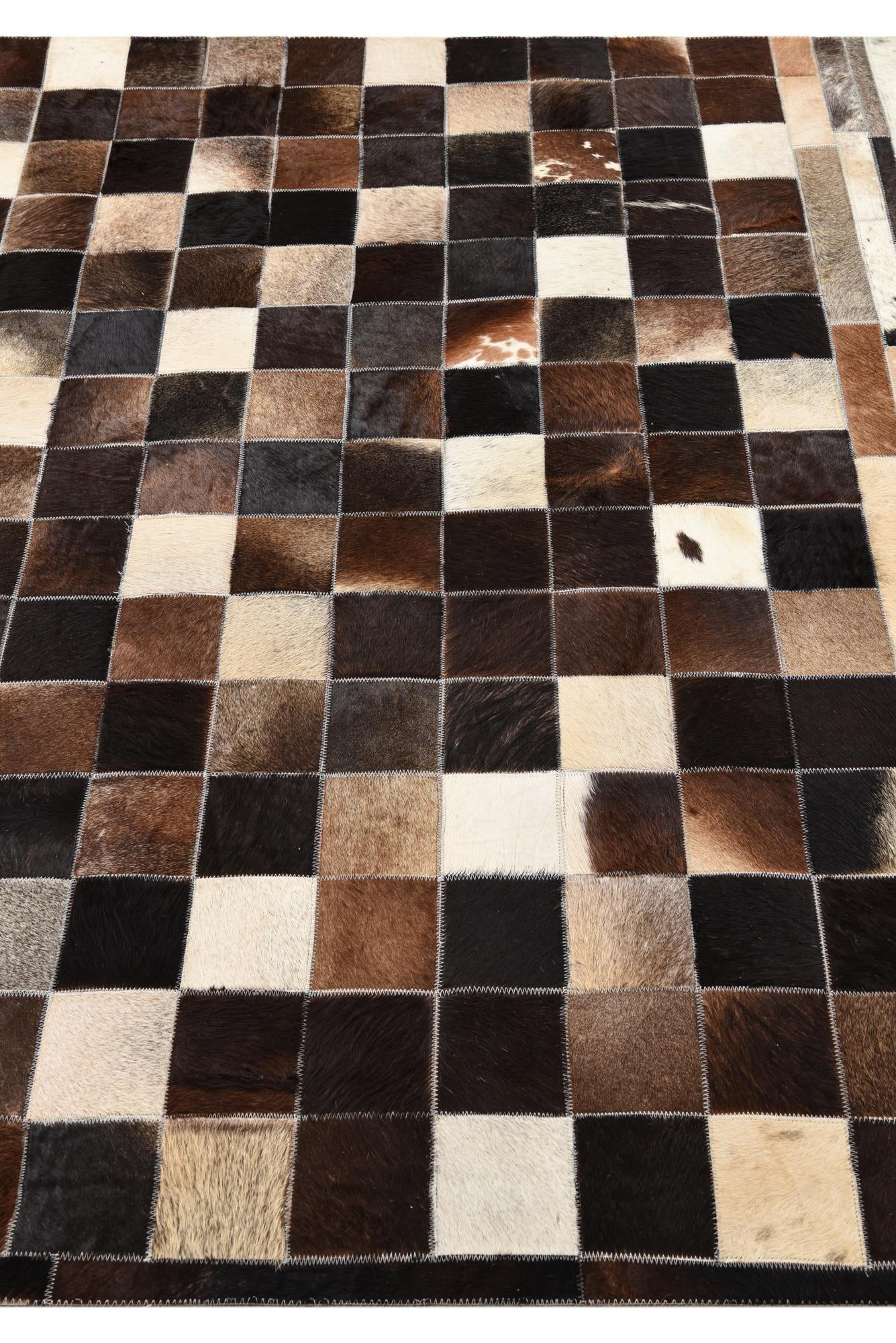 5' 1 x 8' Cowhide Rug