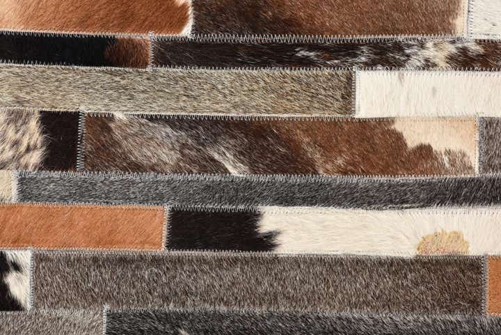 5' 1 x 8' Cowhide Rug