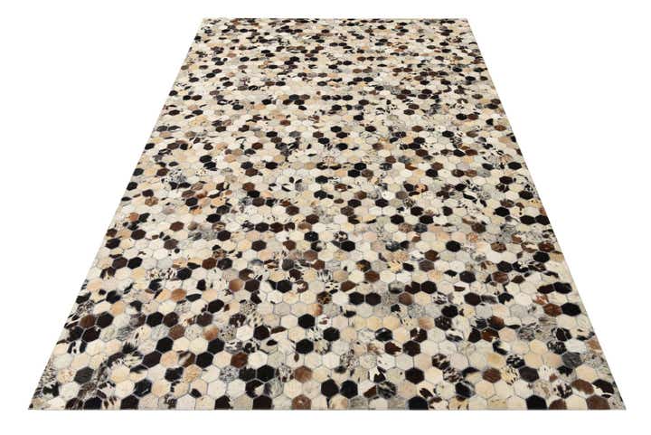 5' 2 x 8' Cowhide Rug