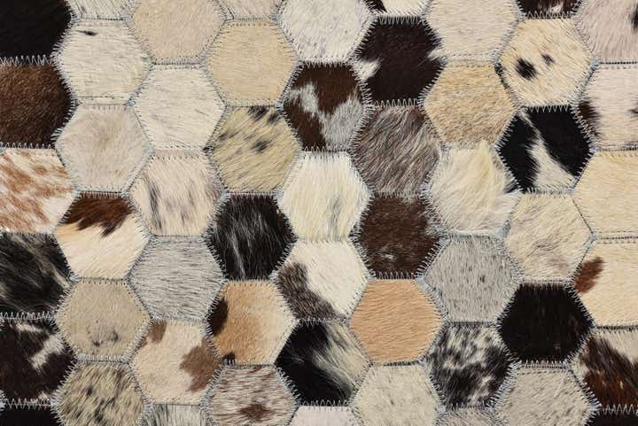 5' 2 x 8' Cowhide Rug