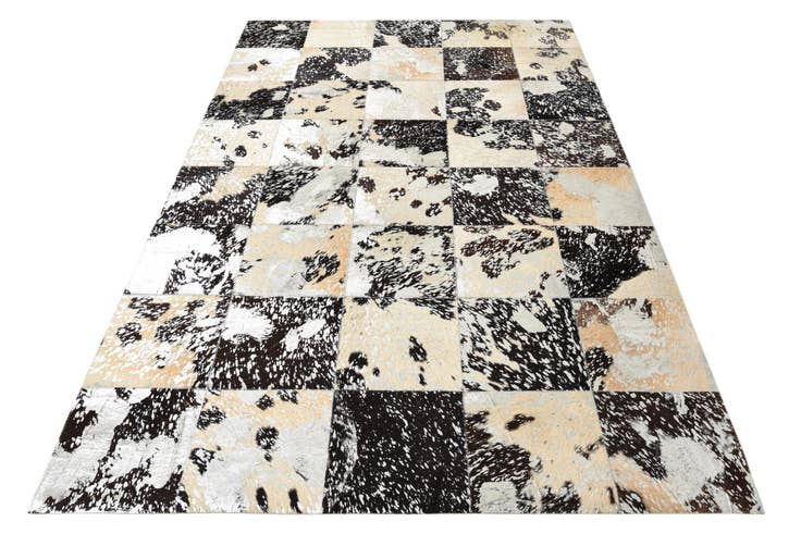 Detail image of 5' x 8' Cowhide Rug