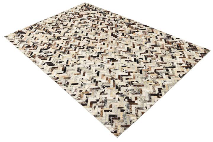 5' x 7' 5 Cowhide Rug