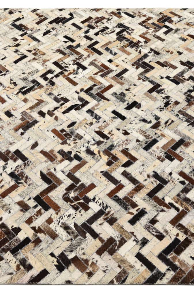 5' x 7' 5 Cowhide Rug