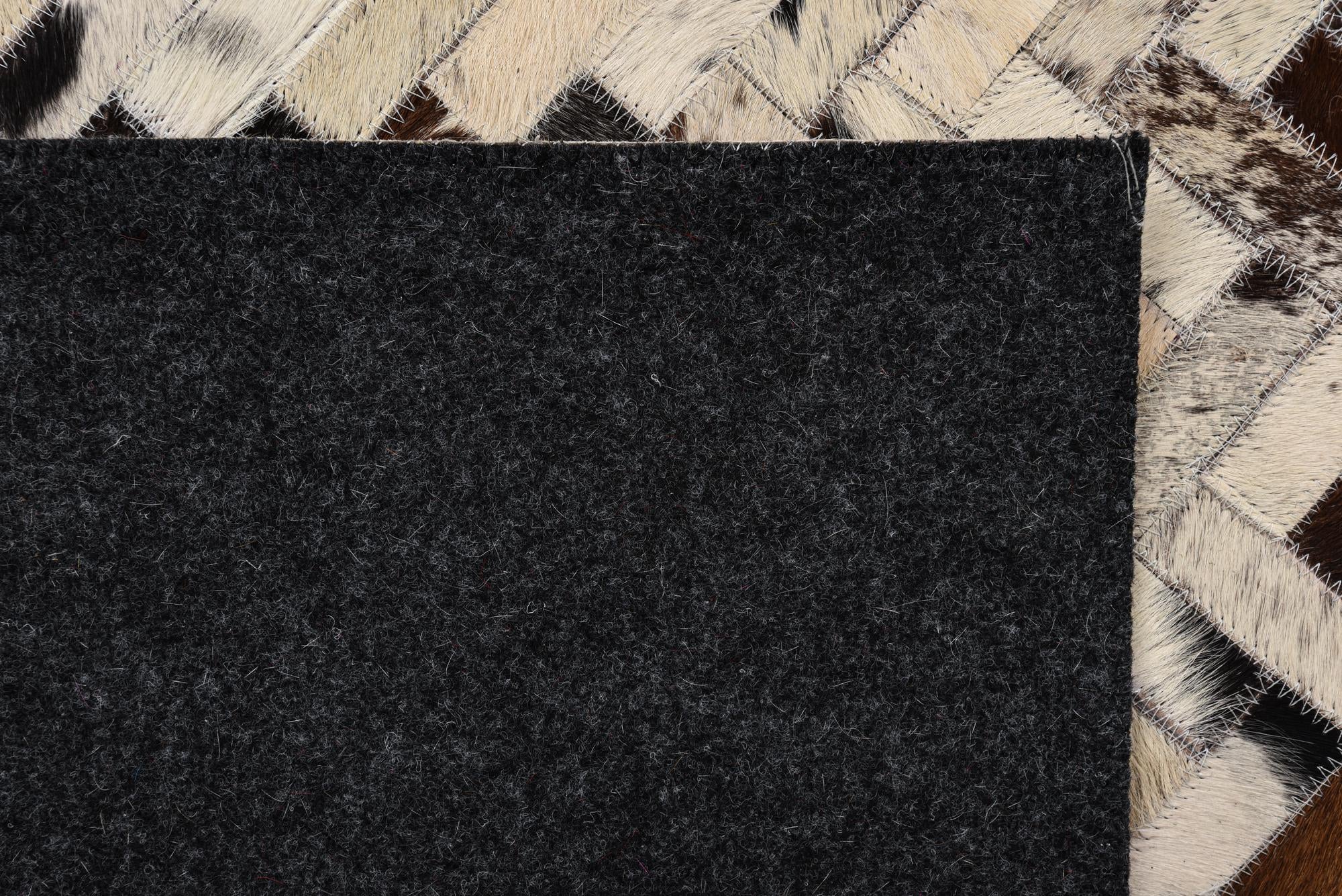 5' x 8' Cowhide Rug