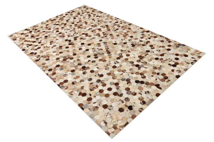 5' 1 x 8' Cowhide Rug