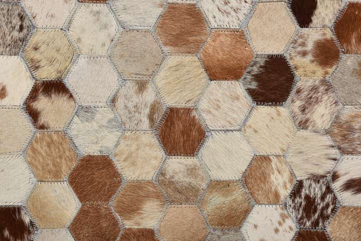 5' 1 x 8' Cowhide Rug