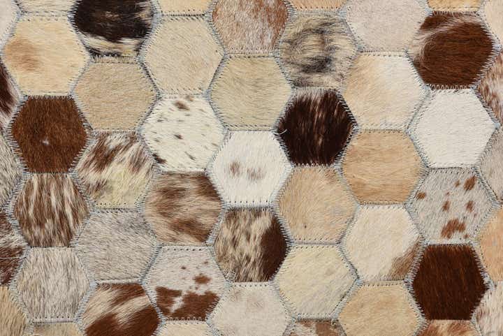 5' 1 x 8' Cowhide Rug