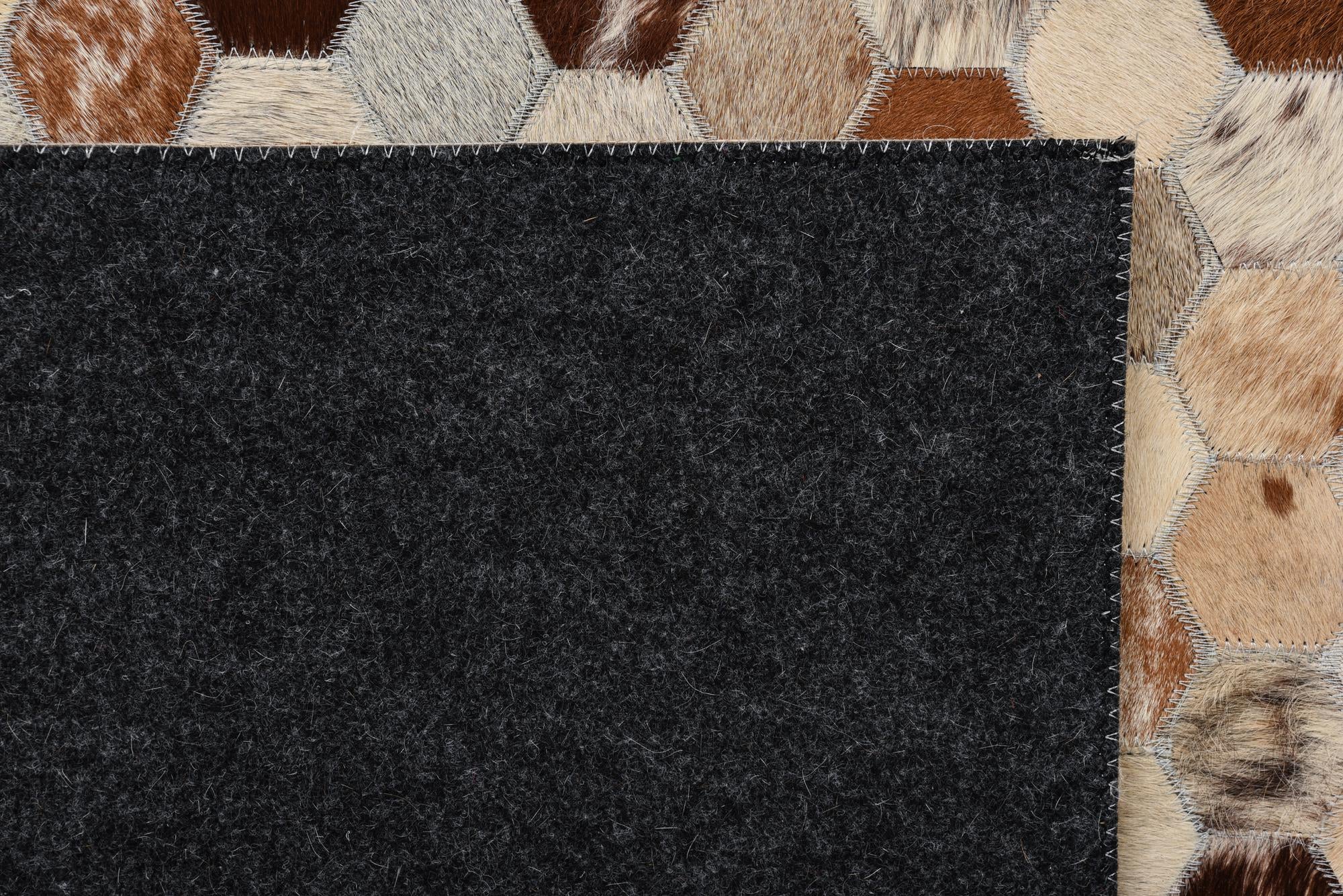 5' 1 x 8' Cowhide Rug
