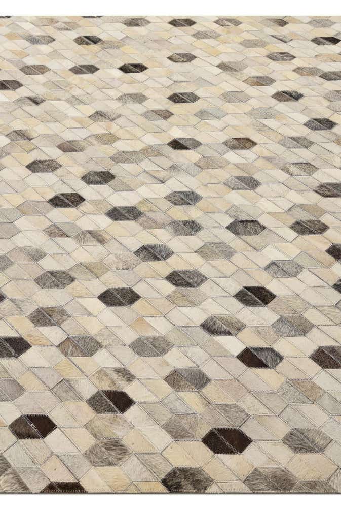 5' x 7' 6 Cowhide Rug