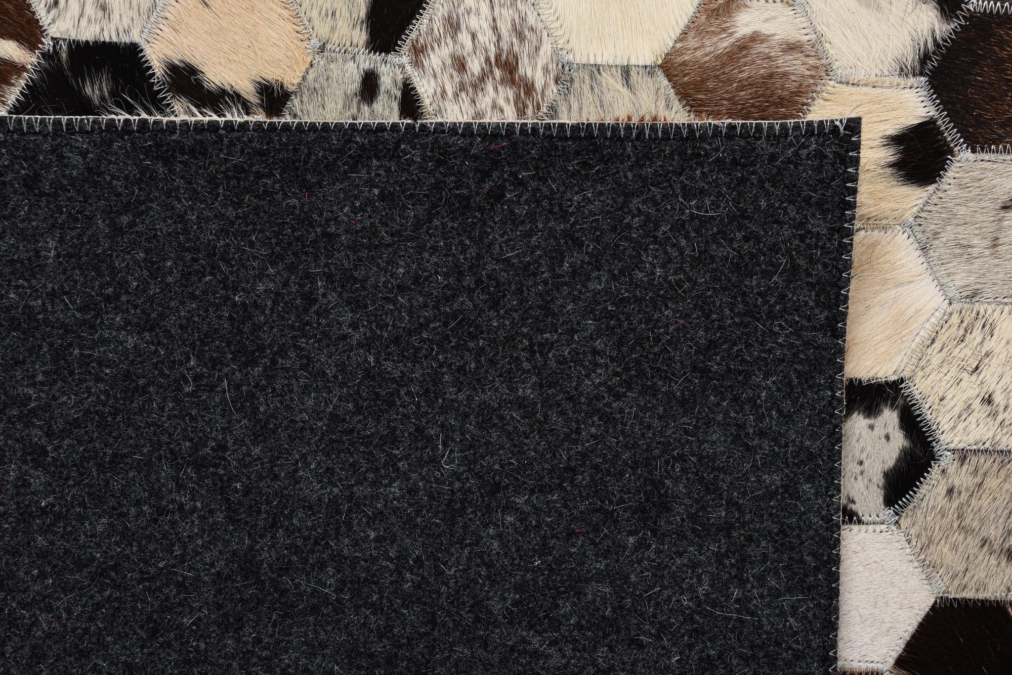 5' 1 x 8' Cowhide Rug