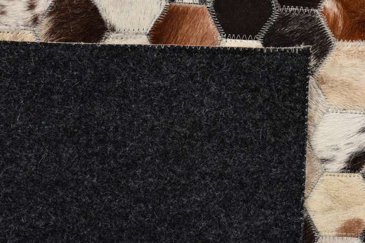 5' 2 x 8' 2 Cowhide Rug
