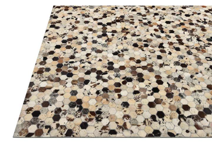 5' 1 x 8' Cowhide Rug