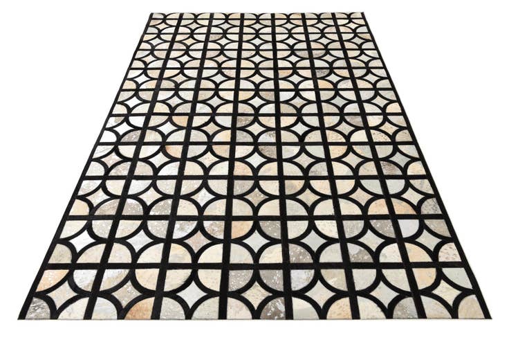 Detail image of 5' 2 x 7' 6 Cowhide Rug