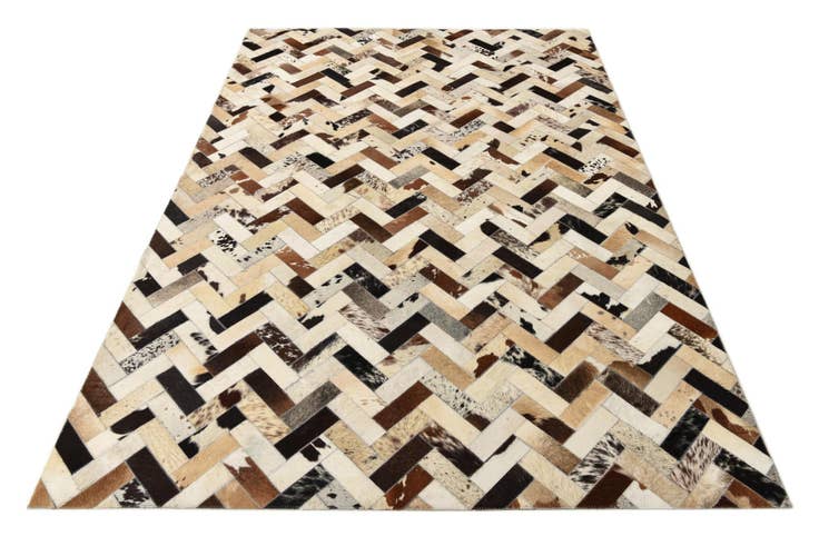 Detail image of 5' 3 x 7' 8 Cowhide Rug