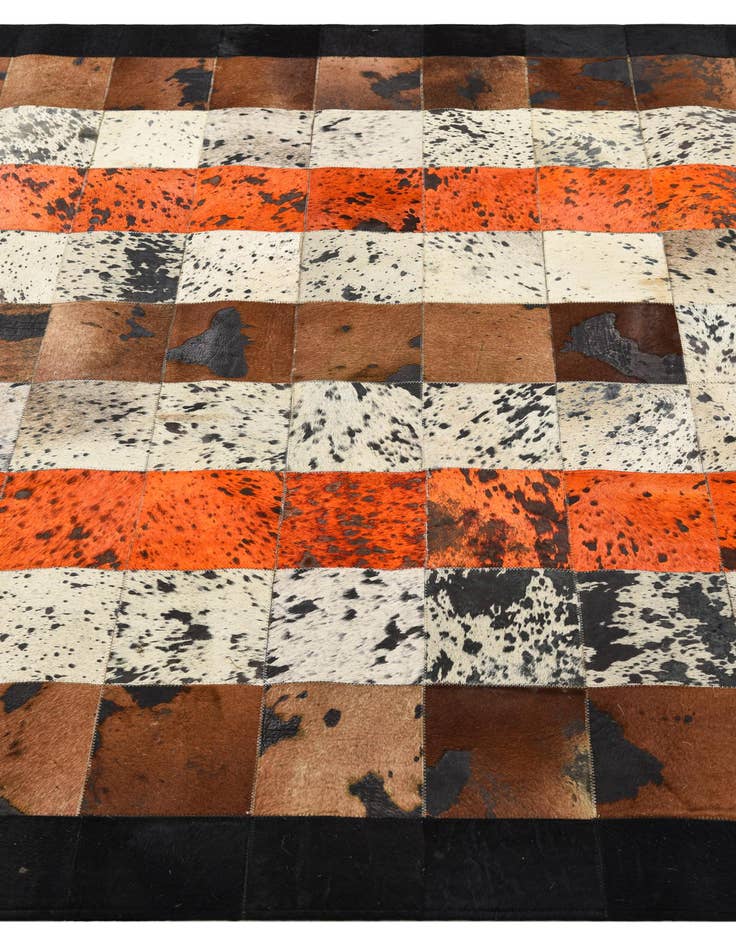 Detail image of 5' 1 x 7' 6 Cowhide Rug