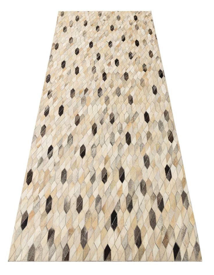 Detail image of 4' 8 x 6' 8 Cowhide Rug