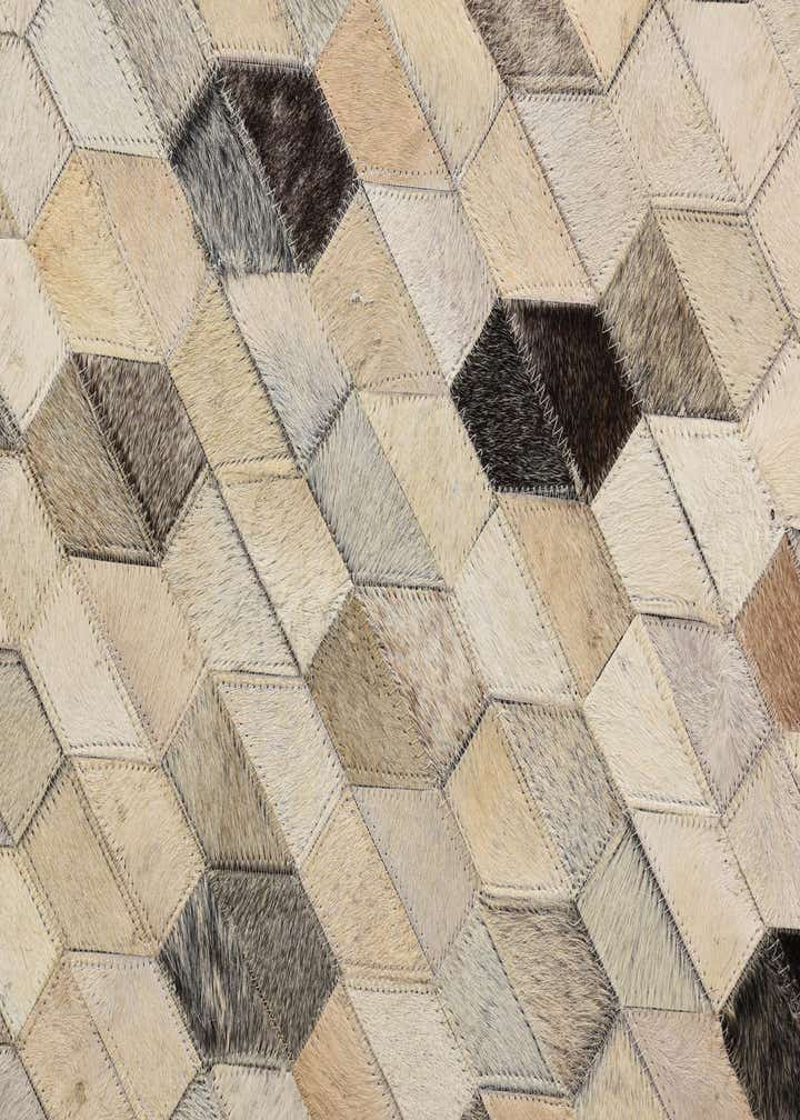 4' 8 x 6' 8 Cowhide Rug