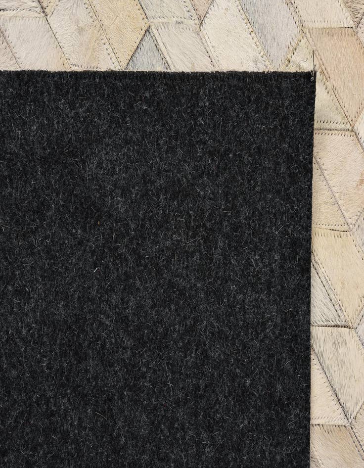 Detail image of 4' 8 x 6' 8 Cowhide Rug