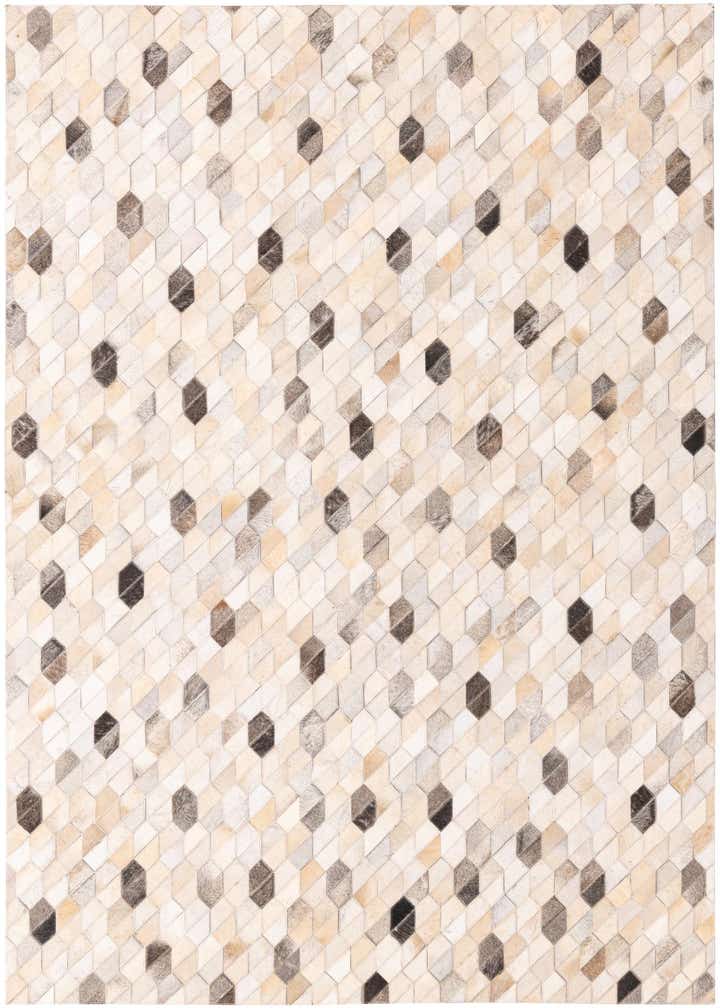 4' 8 x 6' 8 Cowhide Rug