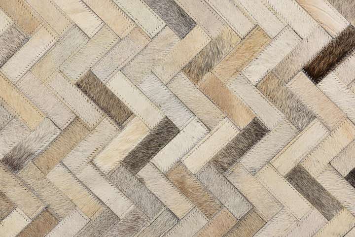 4' 9 x 6' 5 Cowhide Rug
