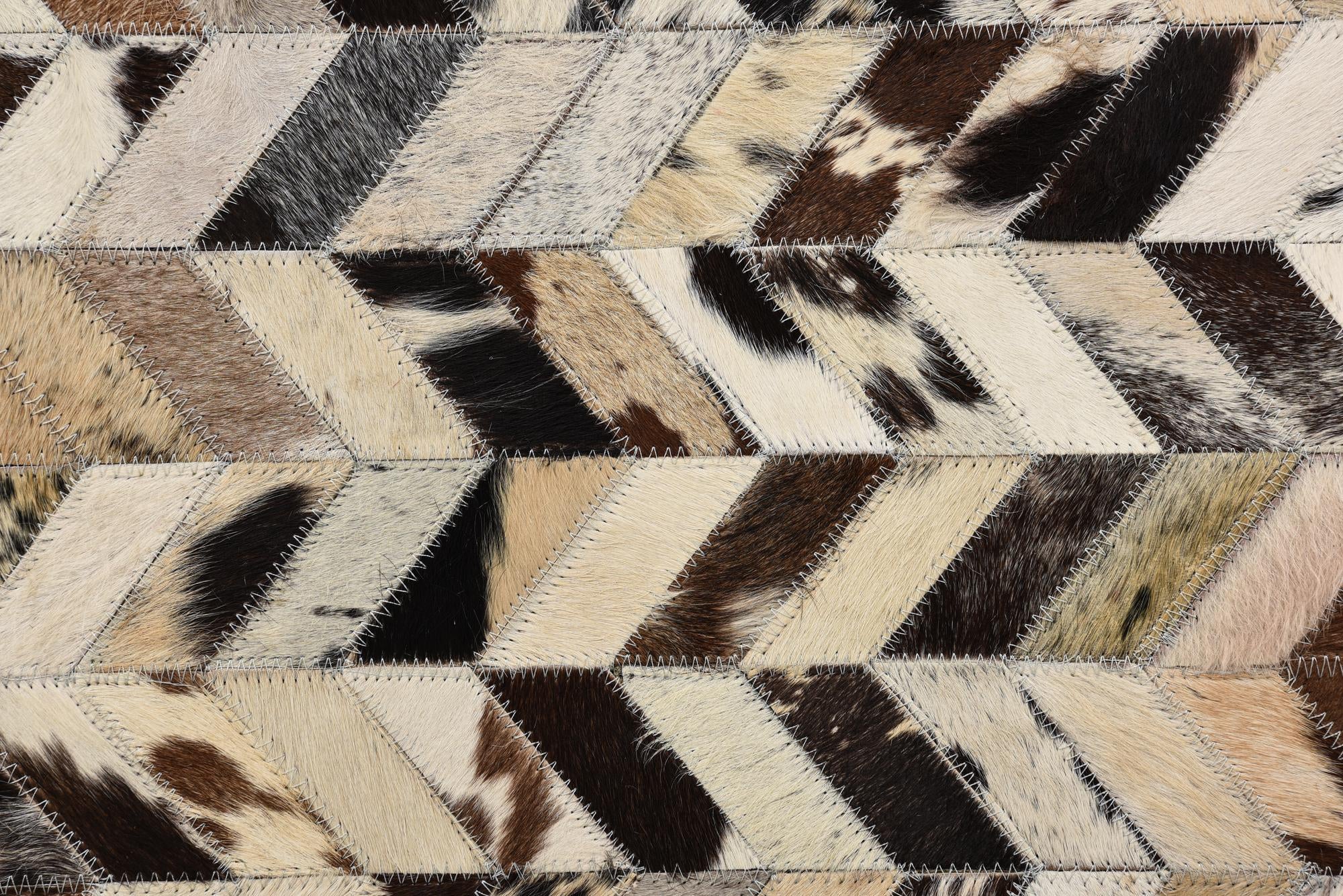 5' 2 x 8' Cowhide Rug