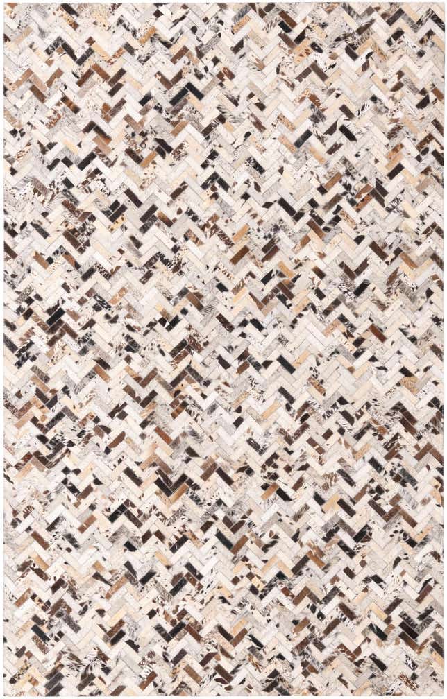 5' x 7' 9 Cowhide Rug