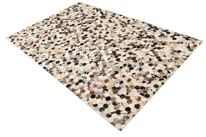 5' 1 x 8' Cowhide Rug