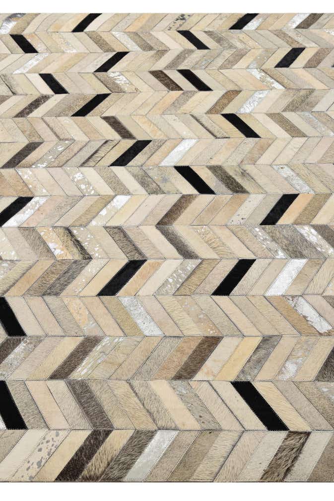 5' 3 x 8' Cowhide Rug