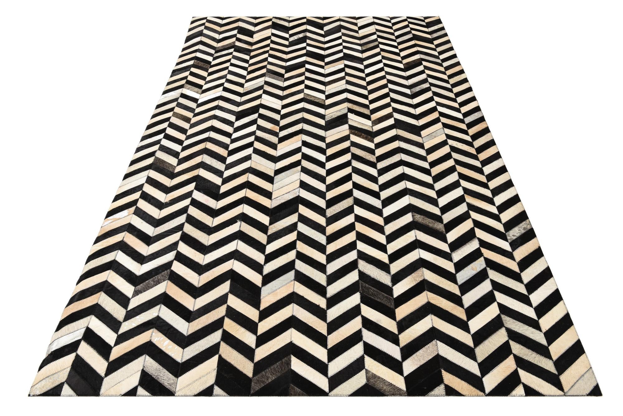 5' 2 x 8' Cowhide Rug