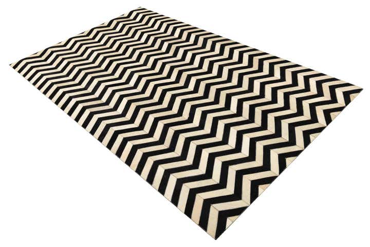 5' x 8' Cowhide Rug