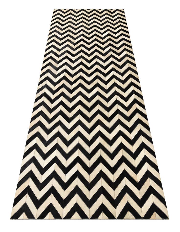Detail image of 5' x 8' Cowhide Rug